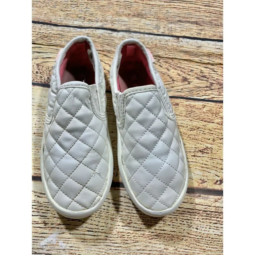 Girls Carters Shoes White Quilted Pattern Size 12 Leather